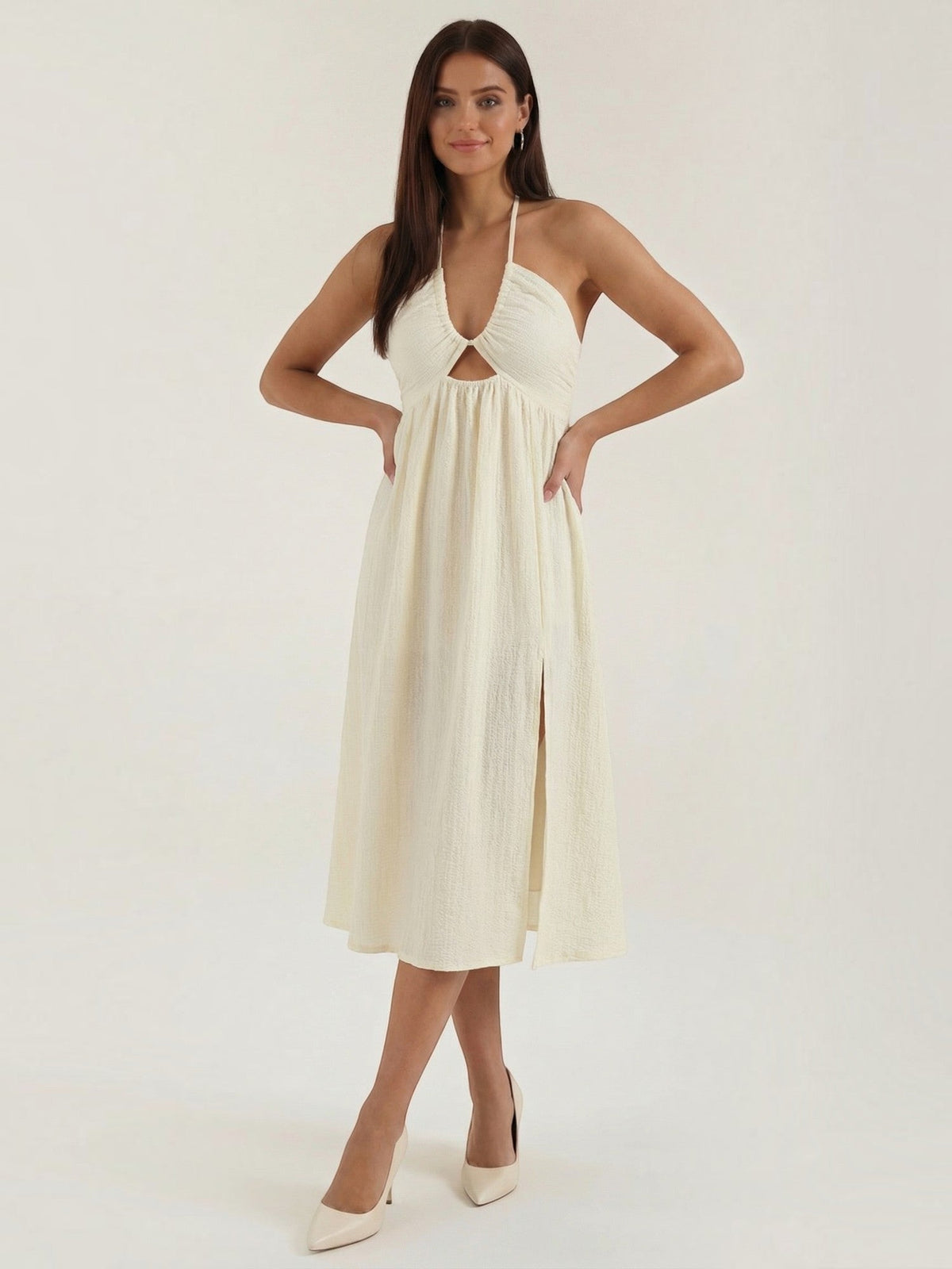 Linda Robe Midi Découpée