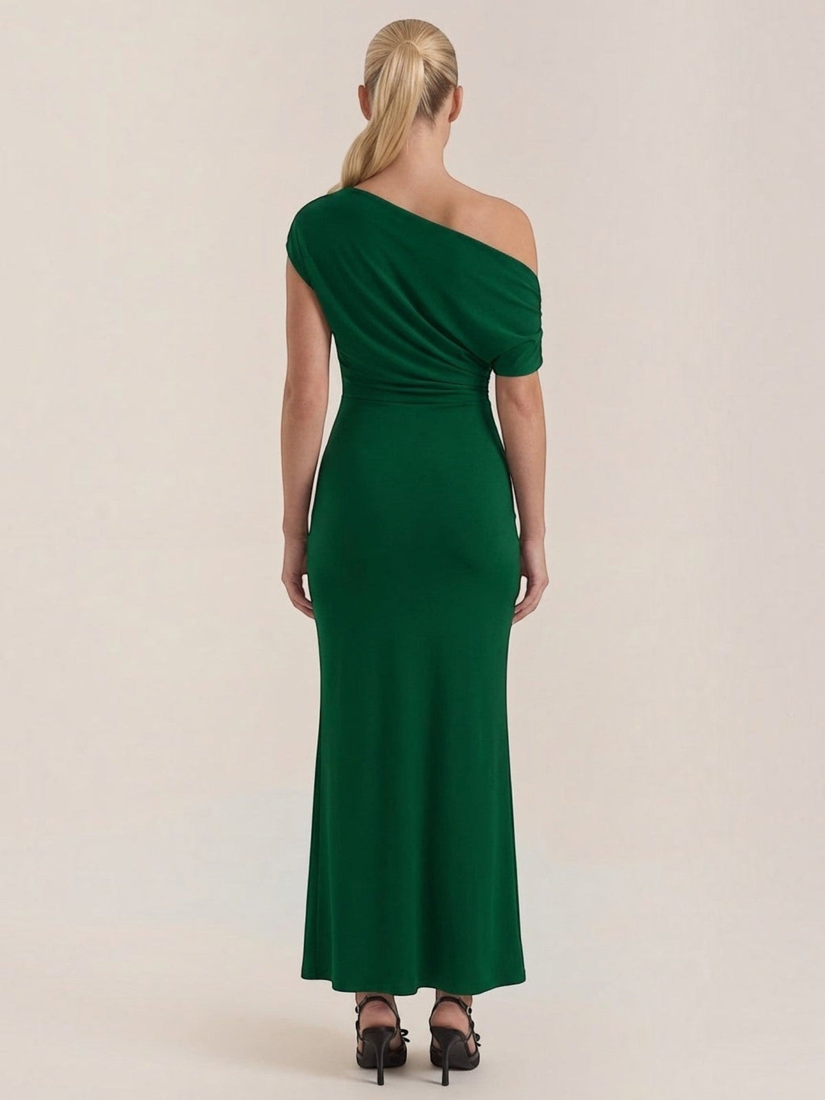 Candice Robe Longue Asymétrique Épaules Dénudées