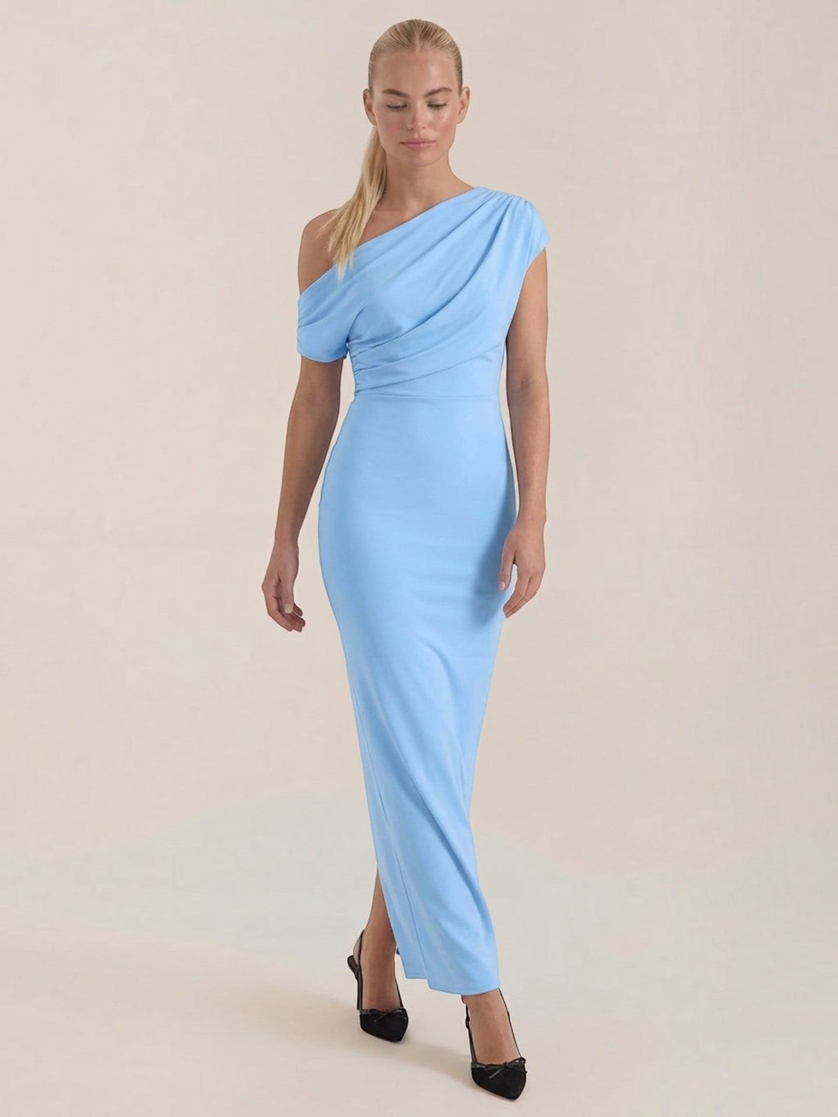 Candice Robe Longue Asymétrique Épaules Dénudées