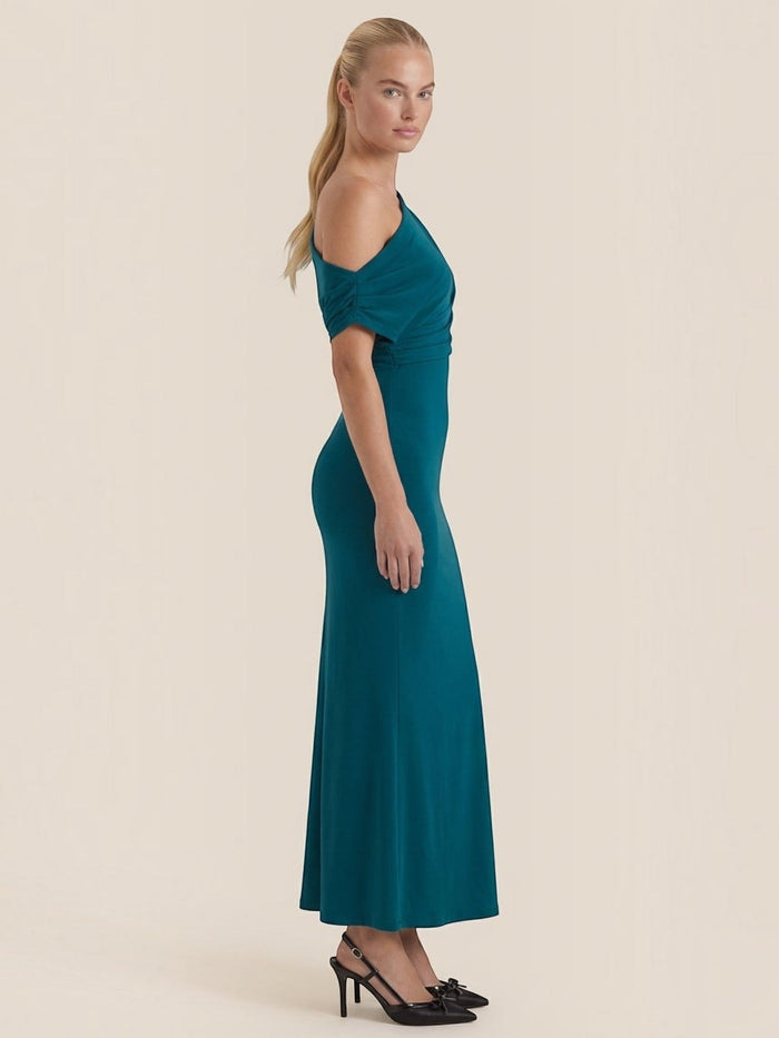 Candice Robe Longue Asymétrique Épaules Dénudées