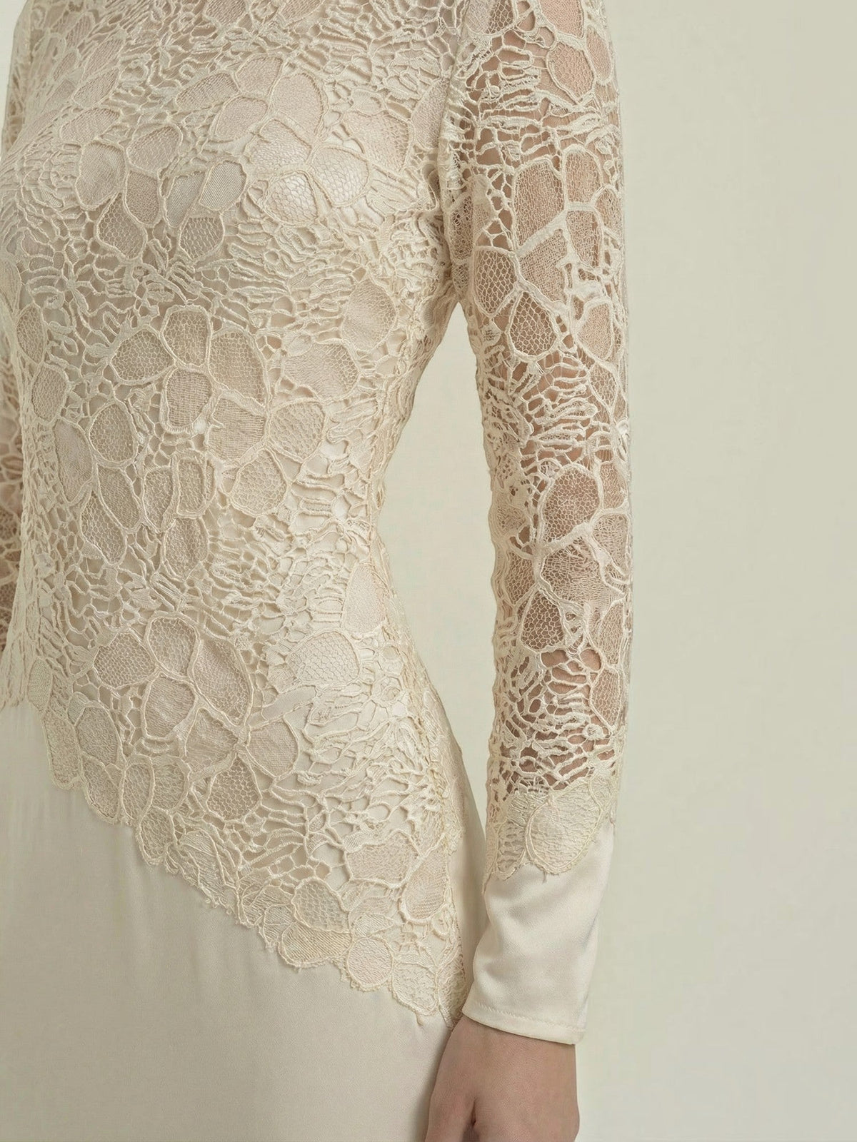 Elise Robe Longue À Paillettes Et Dentelle