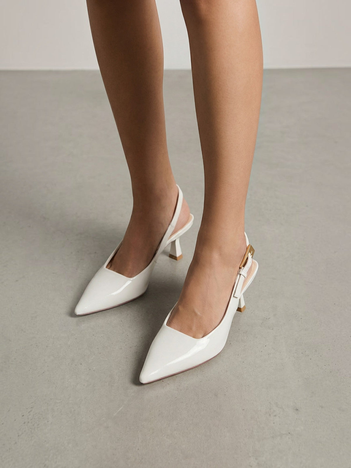 Elizabeth Escarpin Slingback