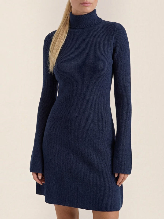 Geneva Robe Pull Courte À Col Roulé
