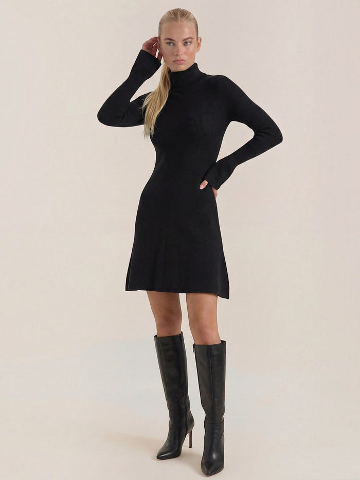 Geneva Robe Pull Courte À Col Roulé