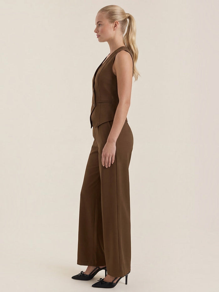 Ginger Ensemble Tailleur Avec Gilet Cintré Et Pantalon