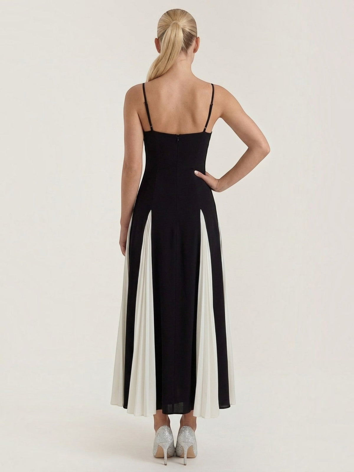 Goldie Robe Midi À Jupe Plissée Bicolore