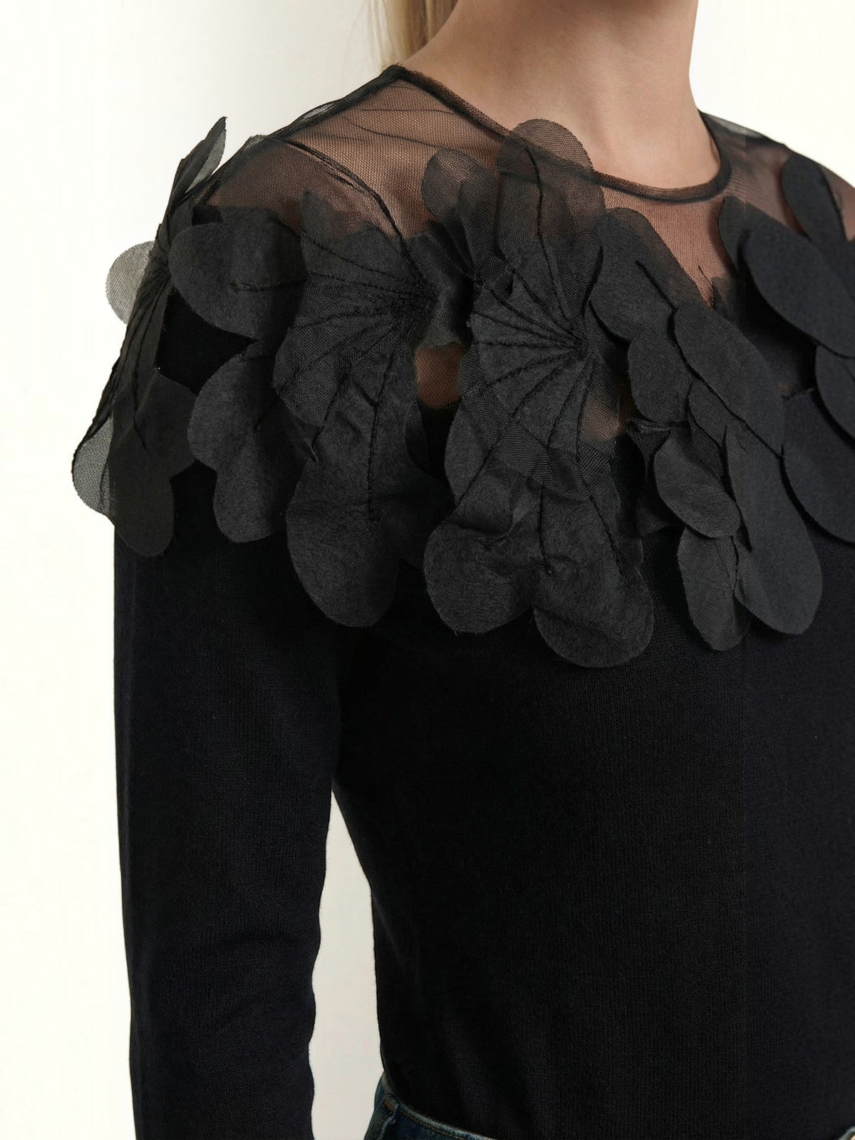 Marguerite Pull En Maille Avec Finition Plumes