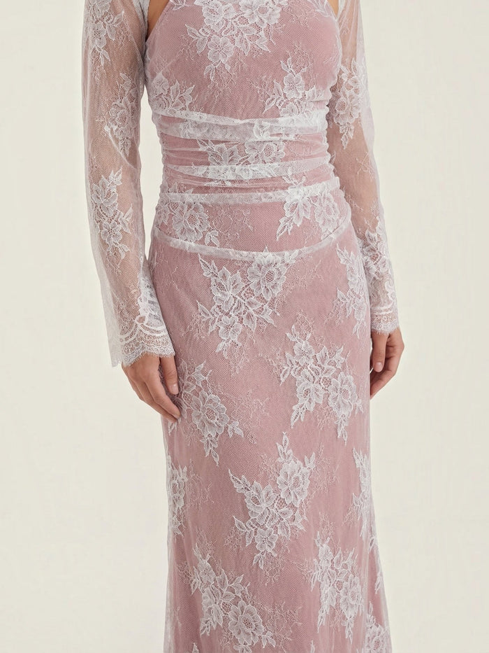 Nerissa Robe Longue En Dentelle