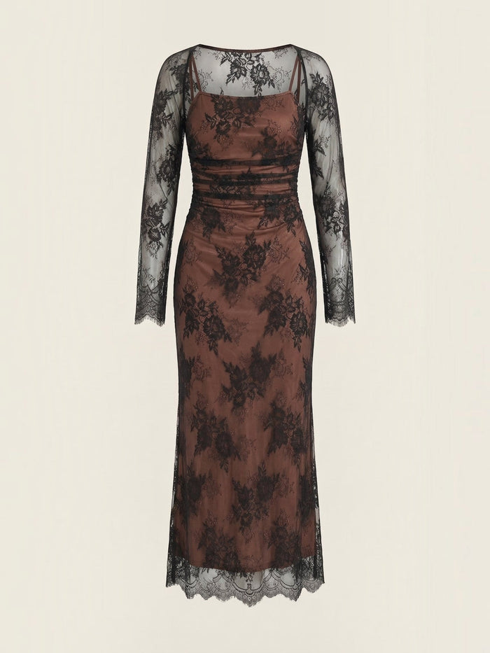 Nerissa Robe Longue En Dentelle