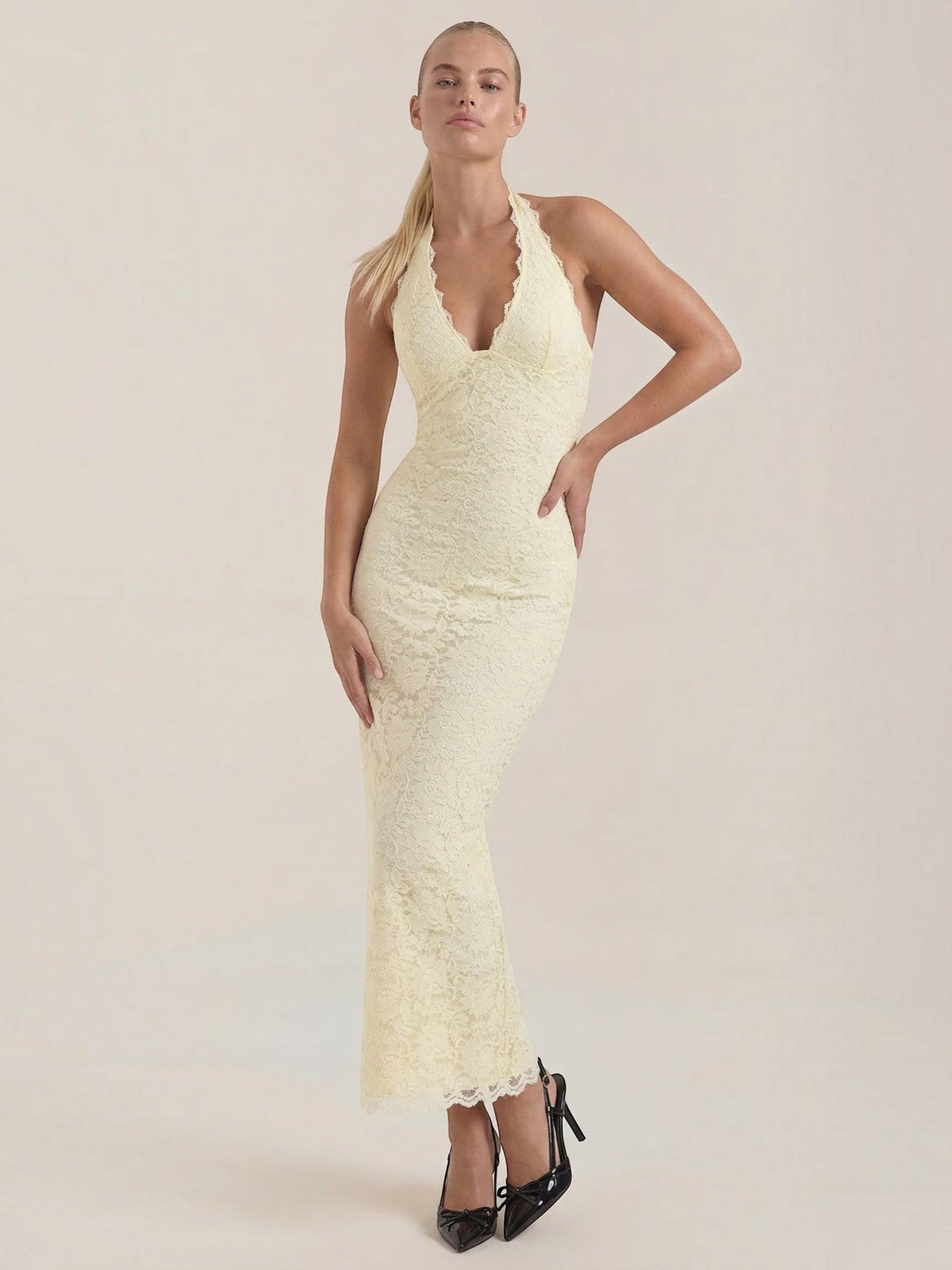 Roxanne Robe Longue En Dentelle À Dos Nu