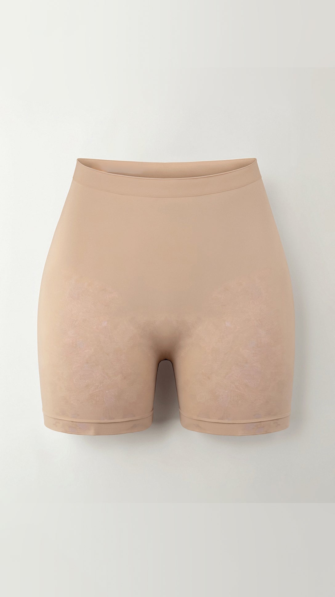 Short gainant taille haute longueur mi-cuisse sans couture