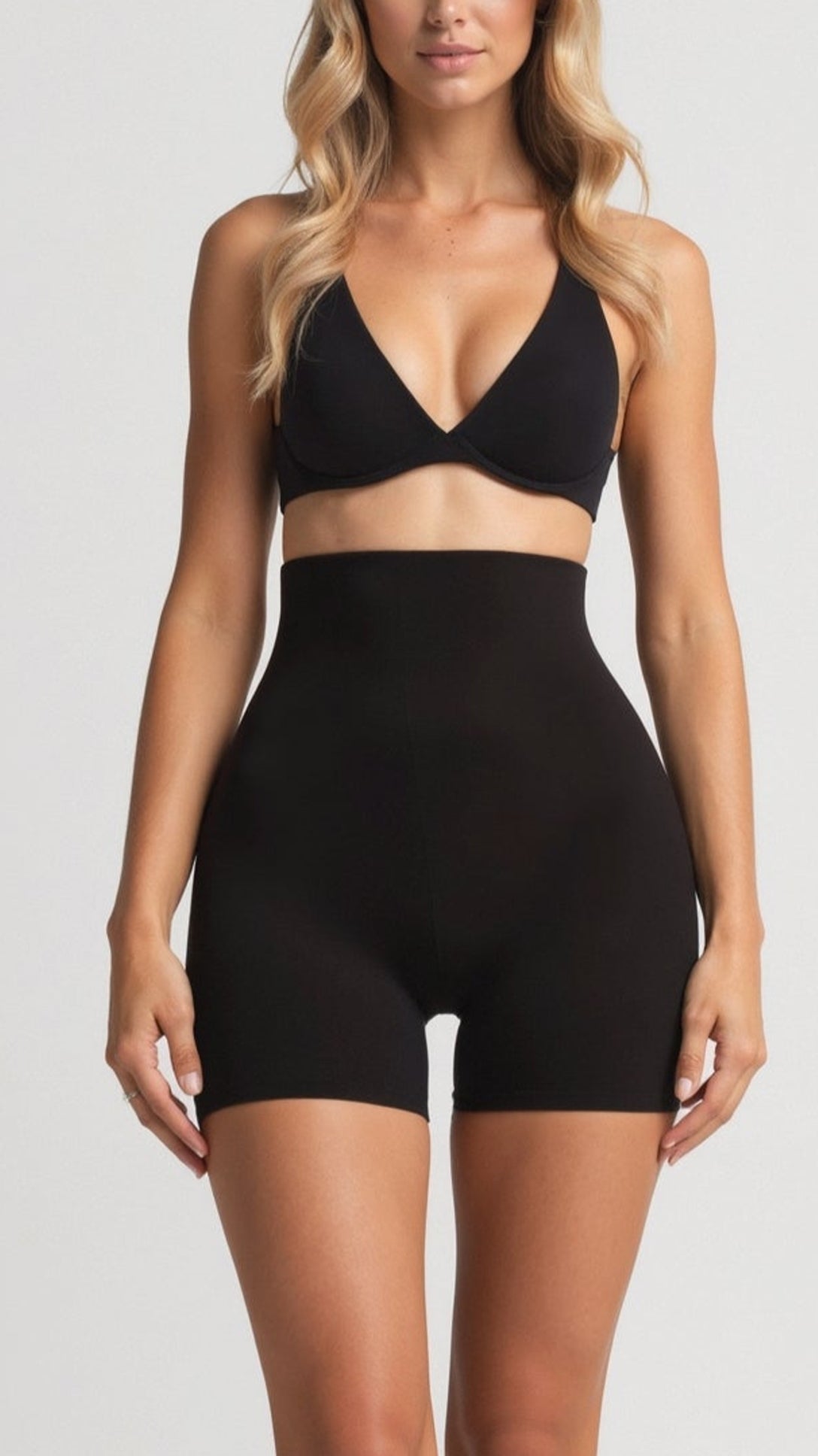 Shorty sculptant mi-cuisse sans couture