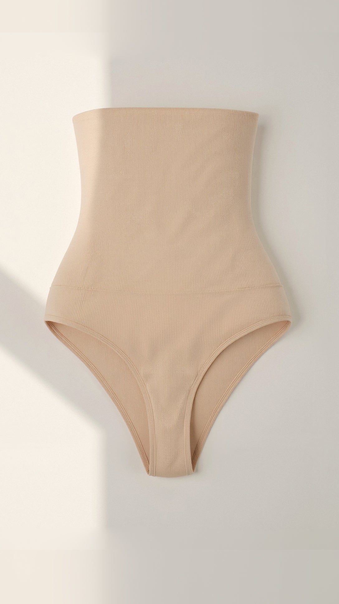 String taille haute
