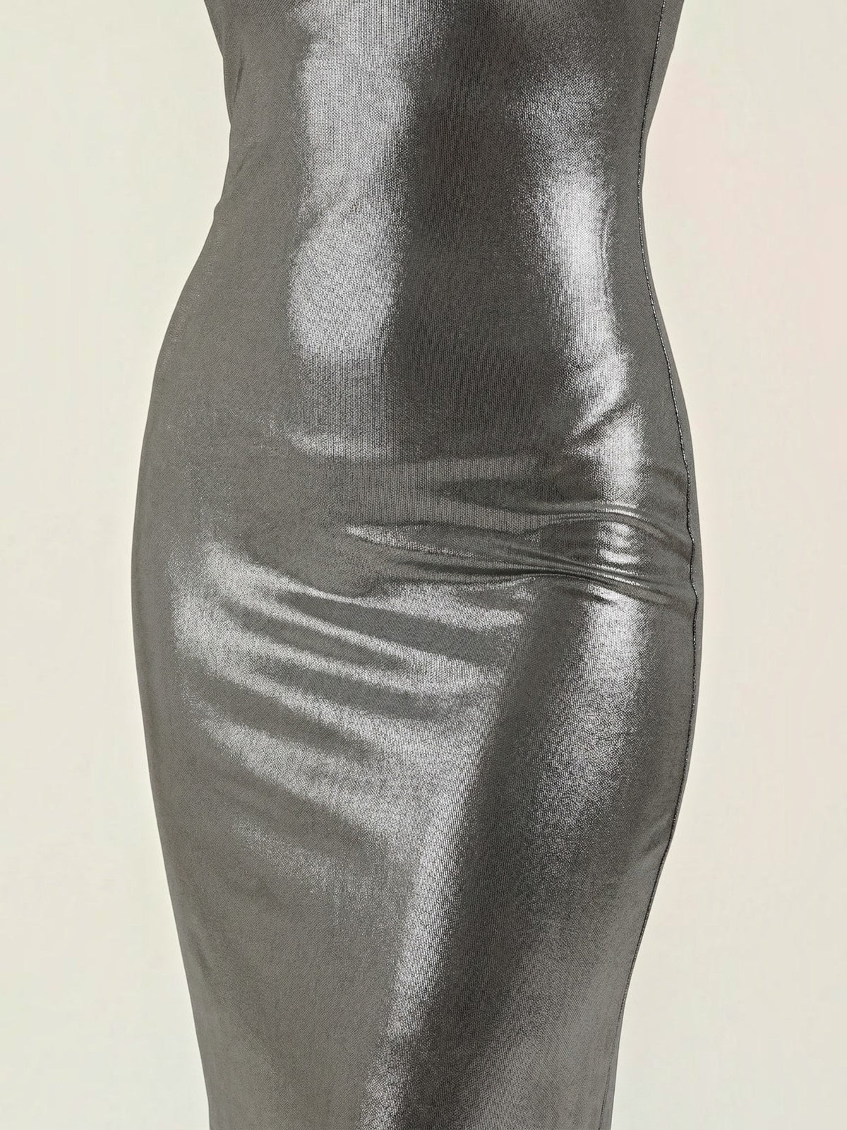 Uma Robe Longue Près Du Corps