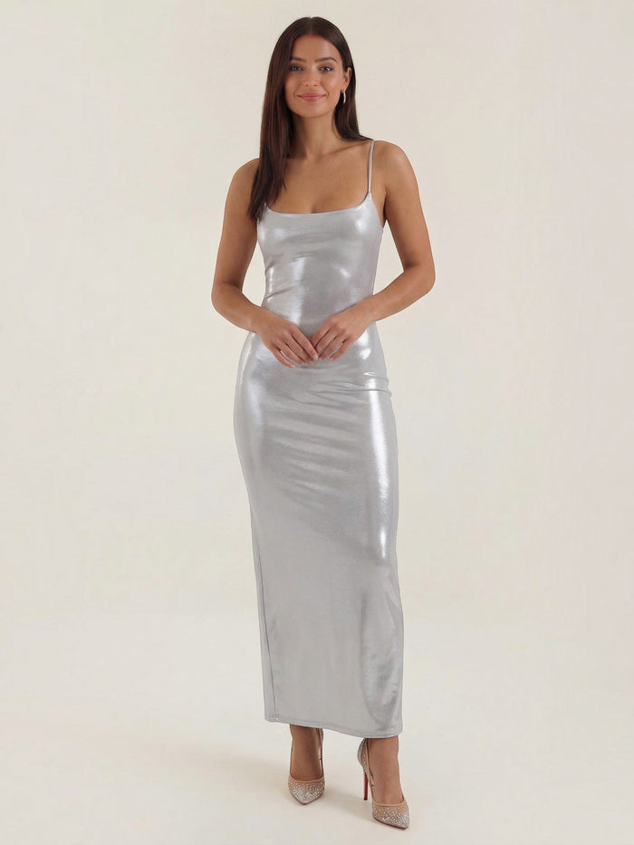 Uma Robe Longue Près Du Corps