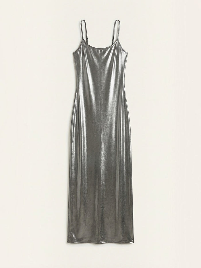 Uma Robe Longue Près Du Corps
